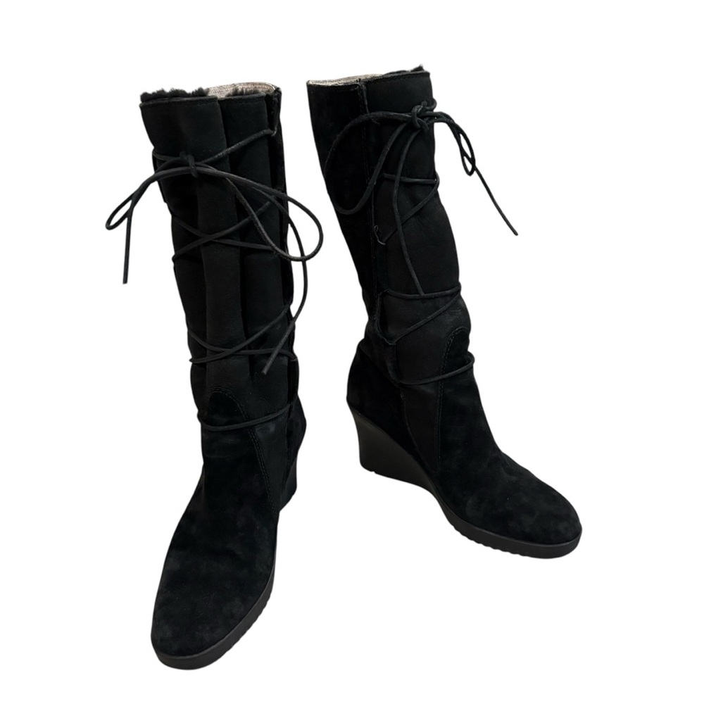 UGG Australia Elsey Black Suede Lace Up Wedge
Winter Boots 5596, Sz 7 - Picture 2 of 16